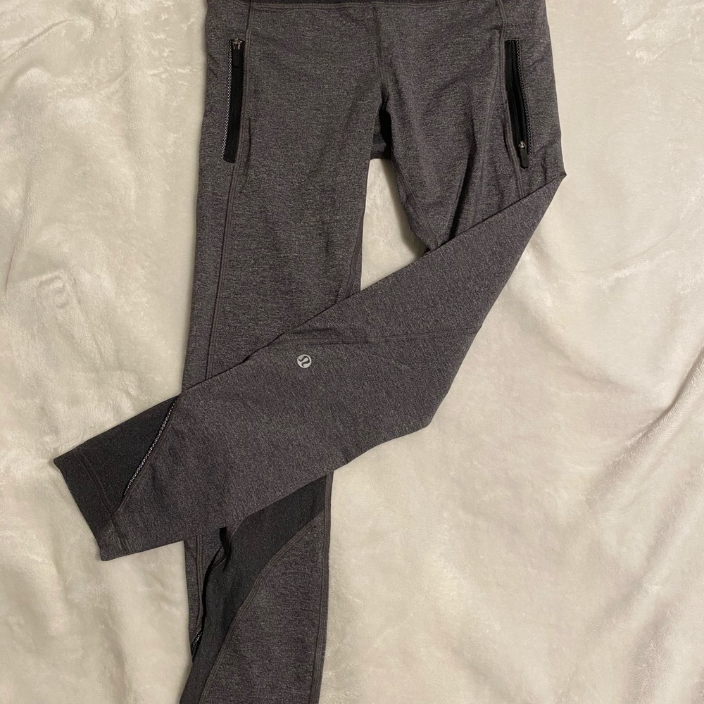 Lululemon Inspire Tight II Size 6 Heathered Black